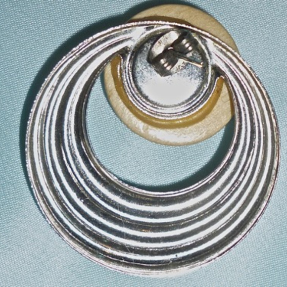 Vintage Mid-Century Modern Natural Wood And Silver Earrings - Picture 5 of 5